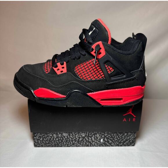 Size 5.5 - Nike Air Jordan 4 Retro GS Red Thunder Men's Shoes Ships Now - Picture 9 of 9
